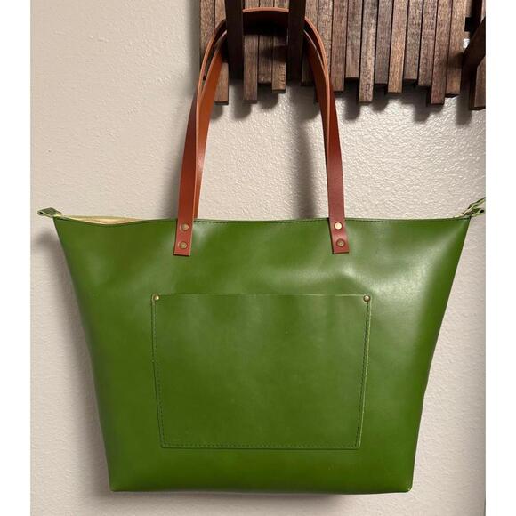 Portland Leather Goods Oversize Tote with Zipper - Green Apple - Picture 1 of 14